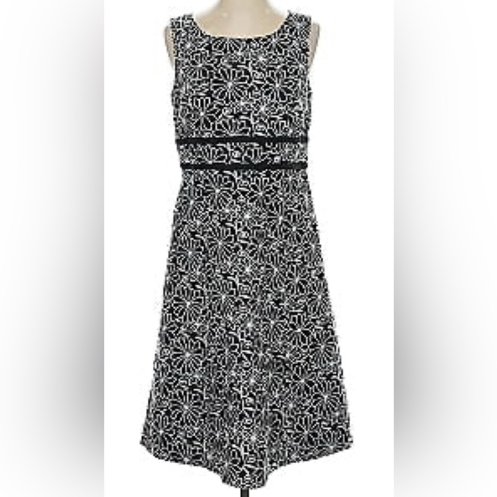 Talbots Linen Blend Fit & Flare Floral Black & White Sleeveless Dress